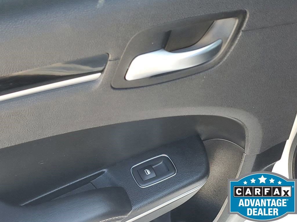 Used 2020 Chrysler 300 S w/ 300S Premium Group image 51