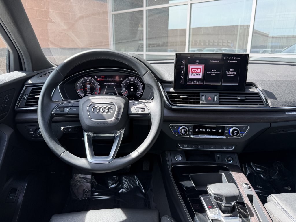 Used 2022 Audi Q5 2.0T Premium Plus w/ Premium Plus Package AWD/4WD image 16