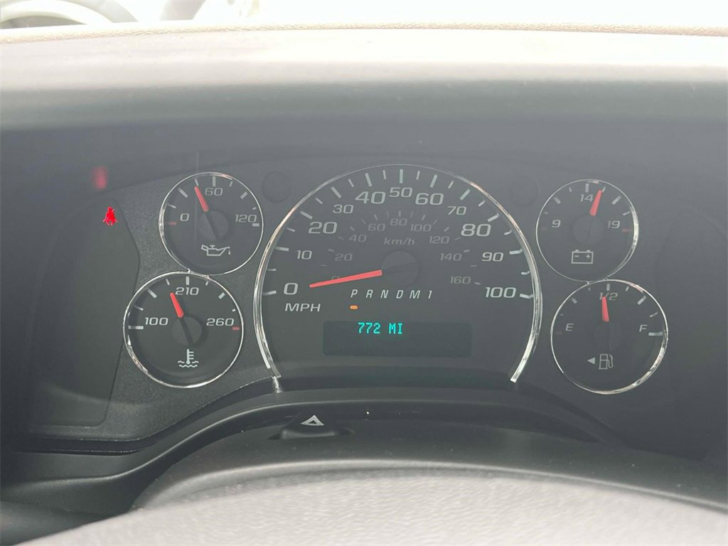 New 2025 GMC Savana 2500 w/ Driver Convenience Package image 27