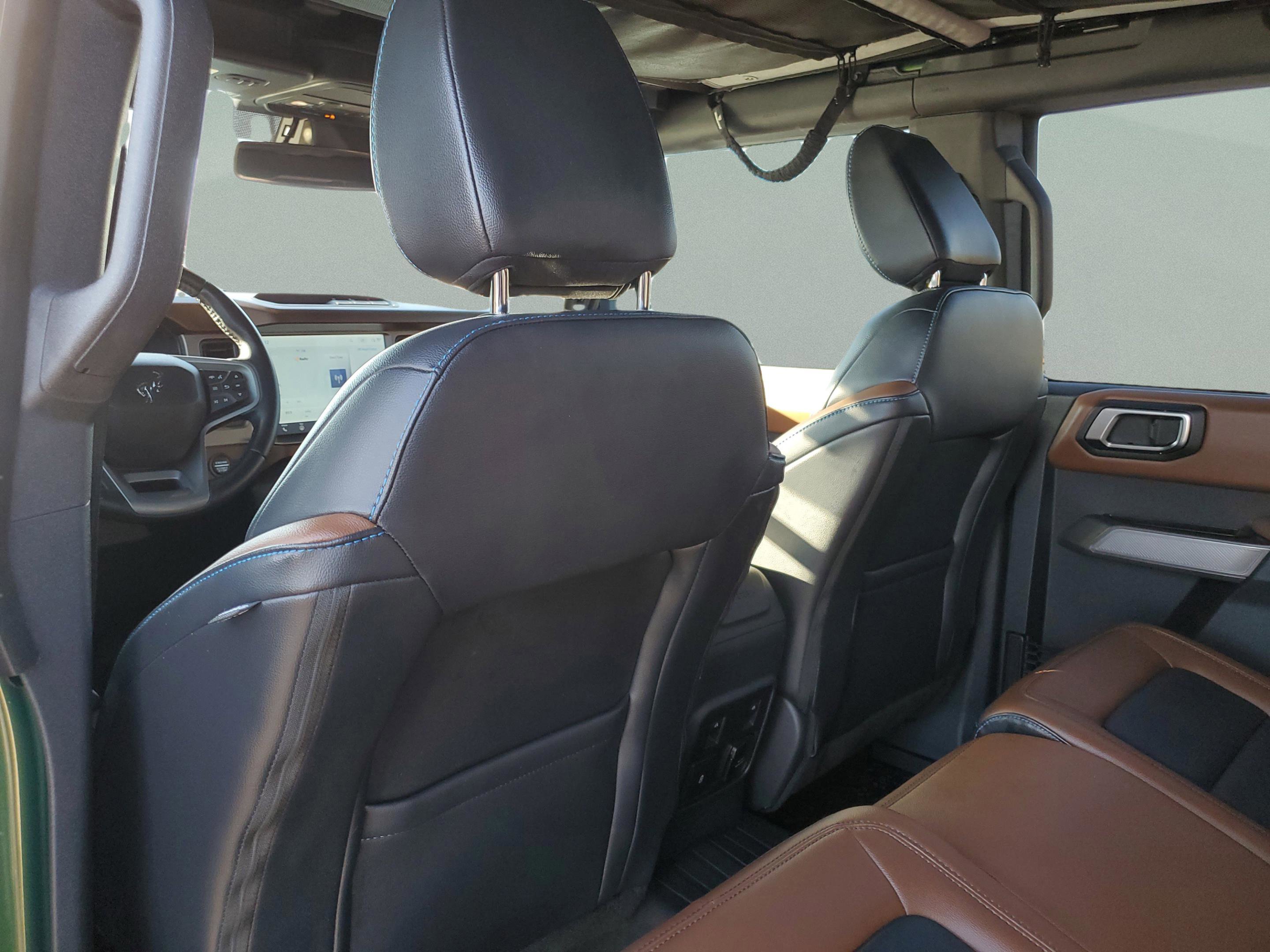 Used 2022 Ford Bronco Outer Banks image 11