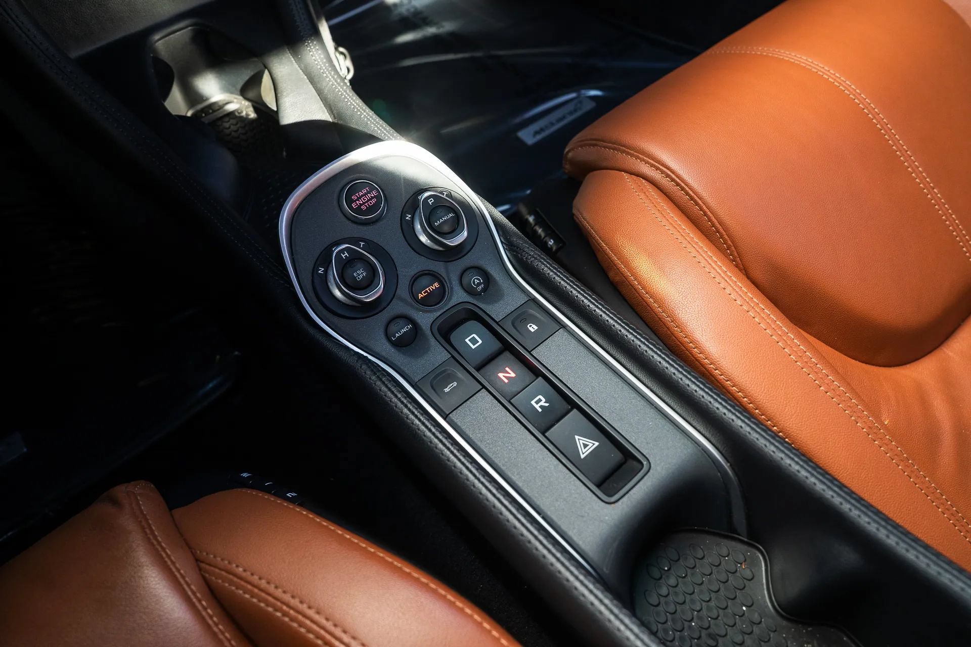 Used 2016 McLaren 570S Coupe RWD image 26