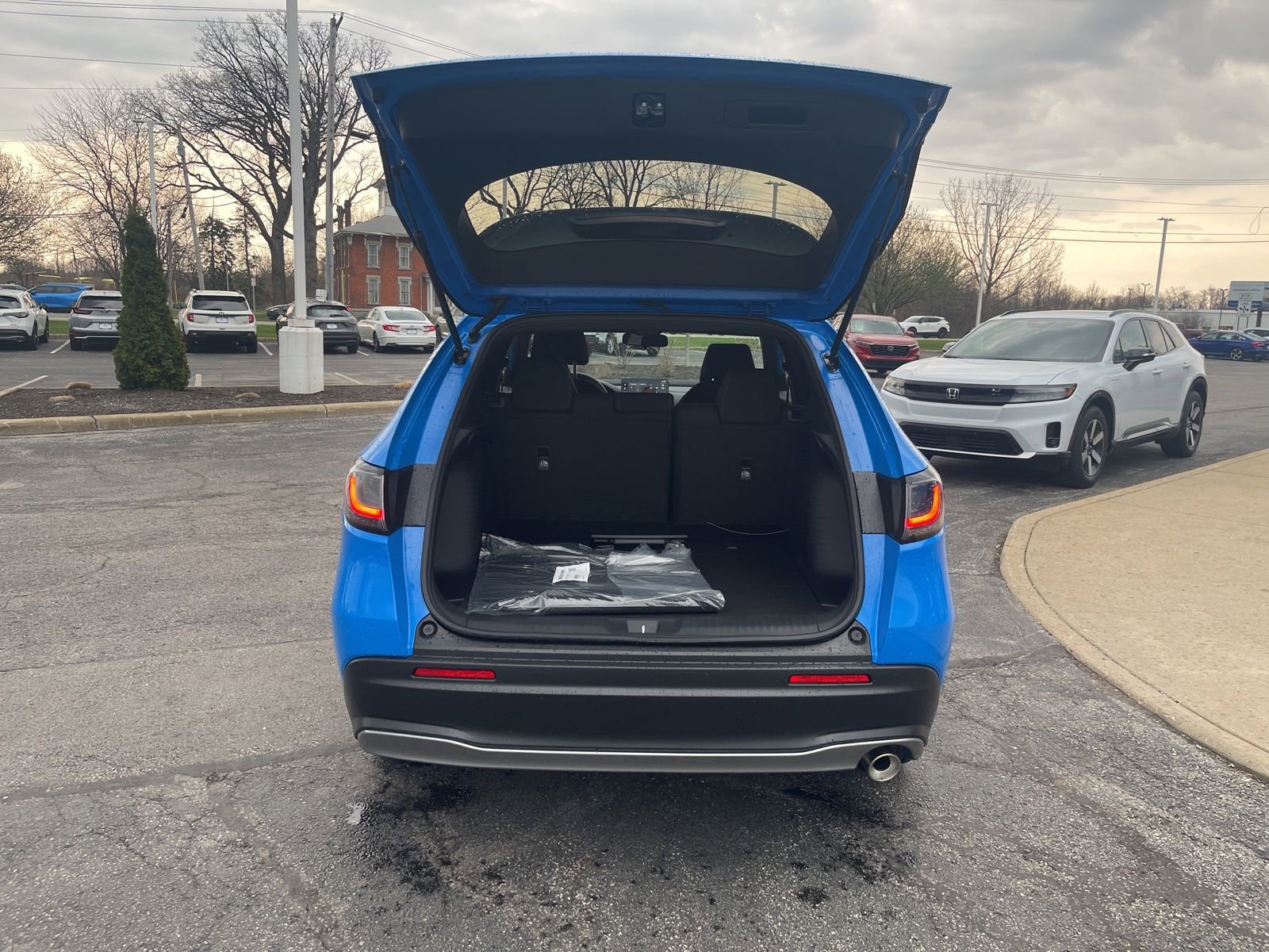 New 2026 Honda HR-V Sport image 12