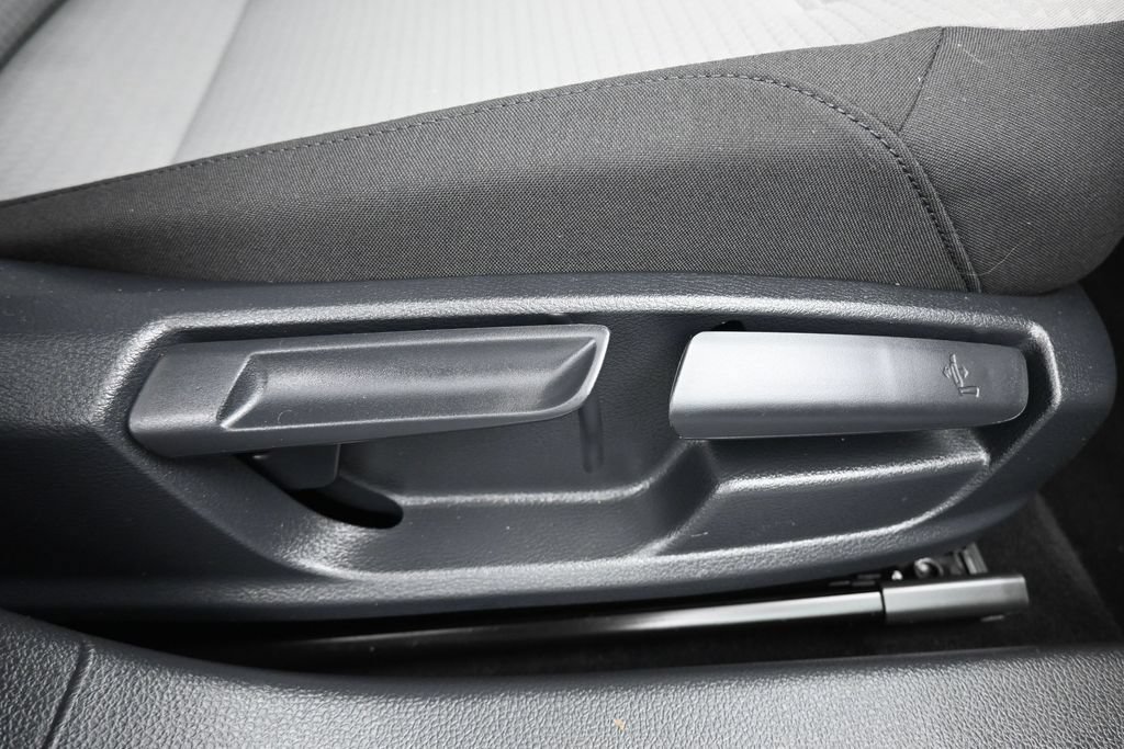 Used 2017 Volkswagen Jetta S FWD image 38