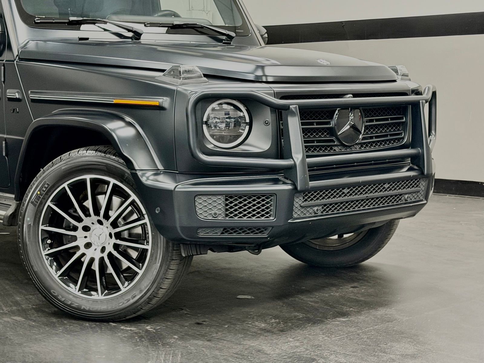 Used 2021 Mercedes-Benz G 550 image 3