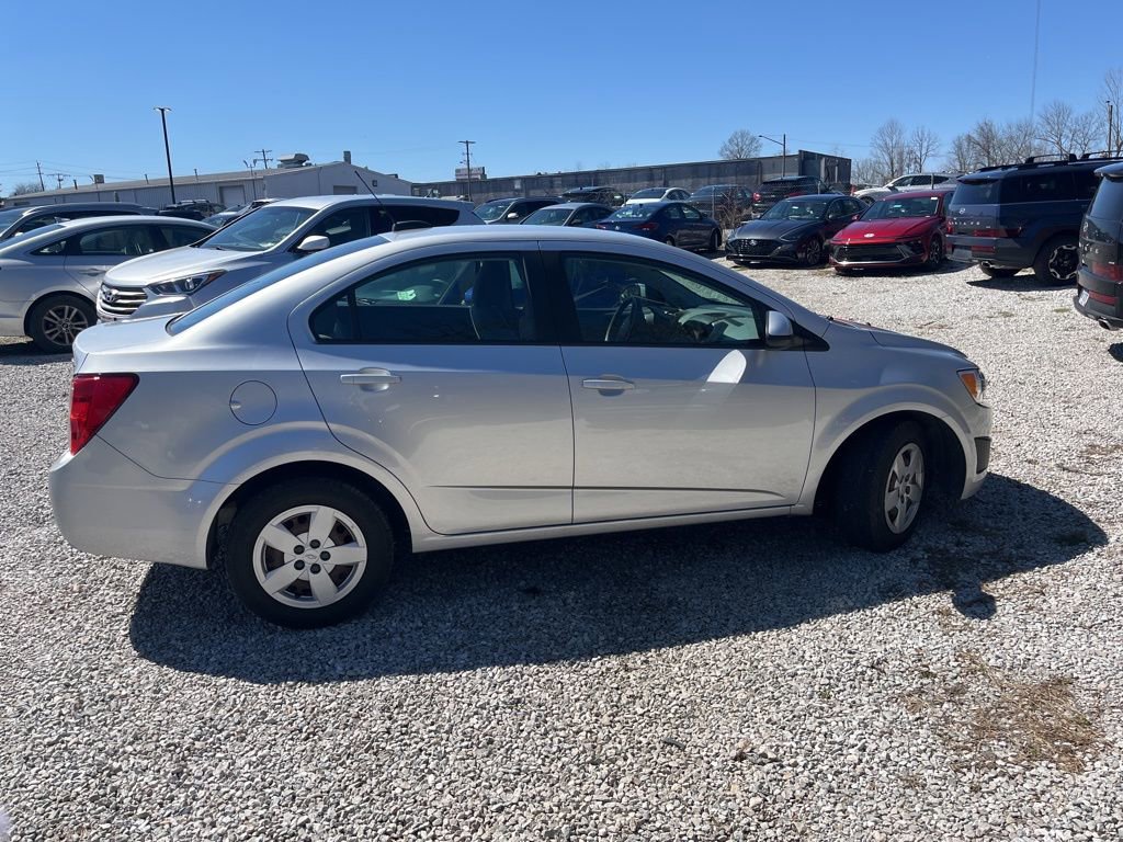 Used 2016 Chevrolet Sonic LS image 3