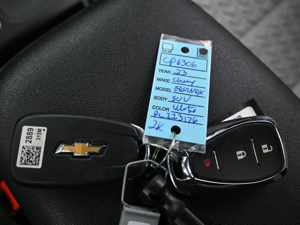 Used 2023 Chevrolet Equinox LS w/ Sport Edition image 23