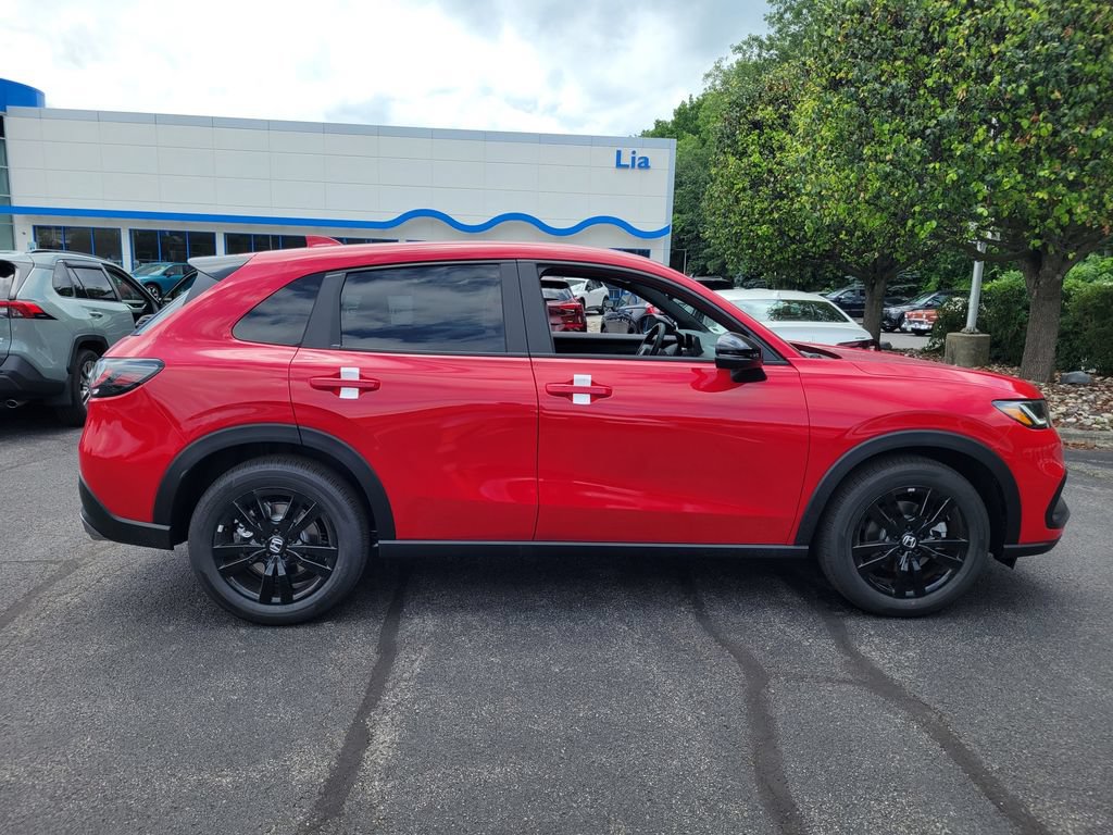 Certified 2026 Honda HR-V Sport image 2
