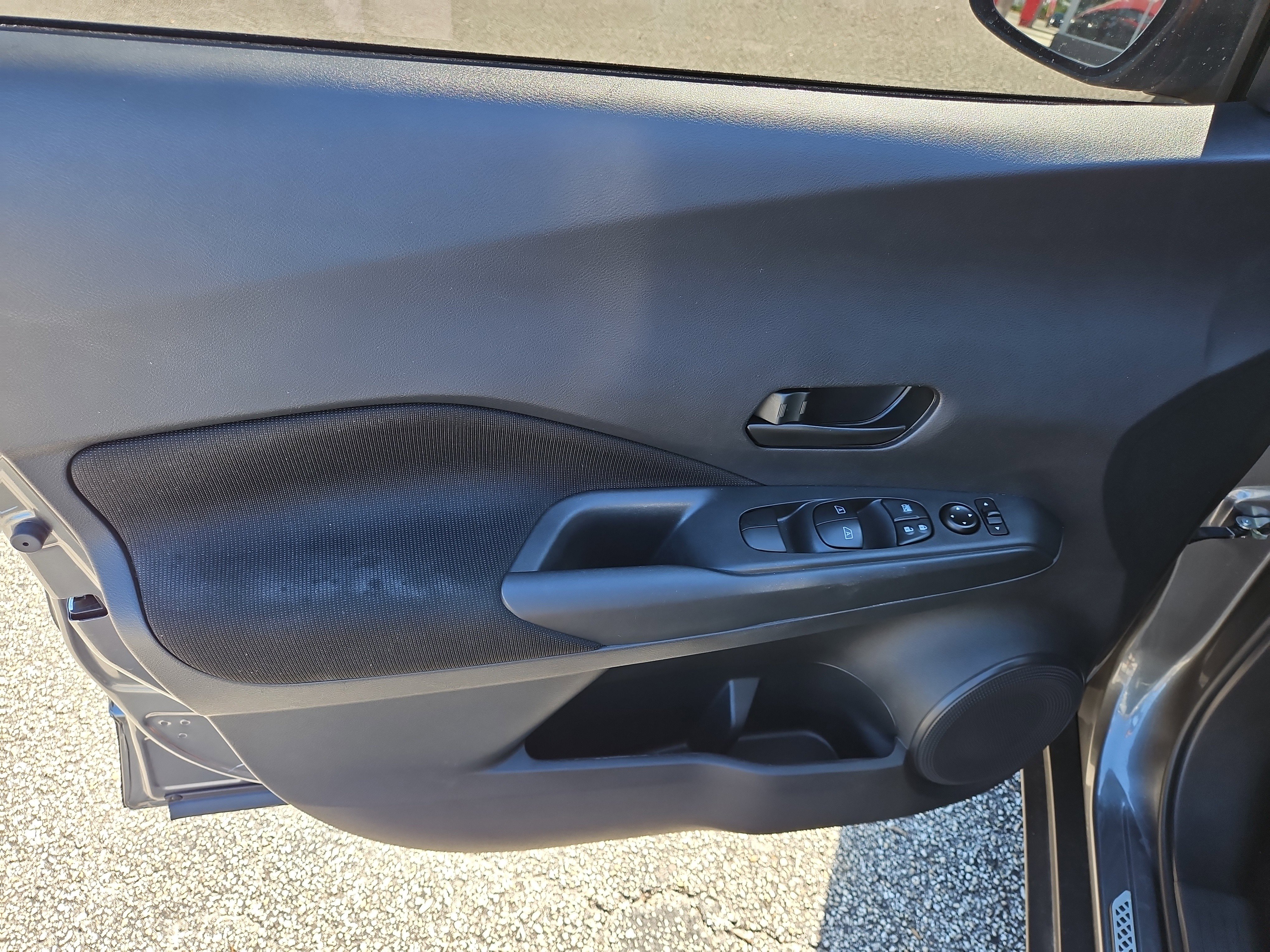 Used 2024 Nissan Kicks S w/ Interior Electronics Package FWD image 13
