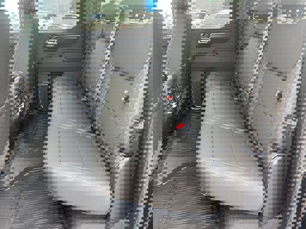 New 2026 GMC Sierra 1500 SLT w/ SLT Premium Plus Package image 23