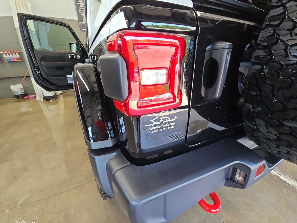 New 2026 Jeep Wrangler Unlimited Rubicon w/ Whitecap Package AWD/4WD image 35