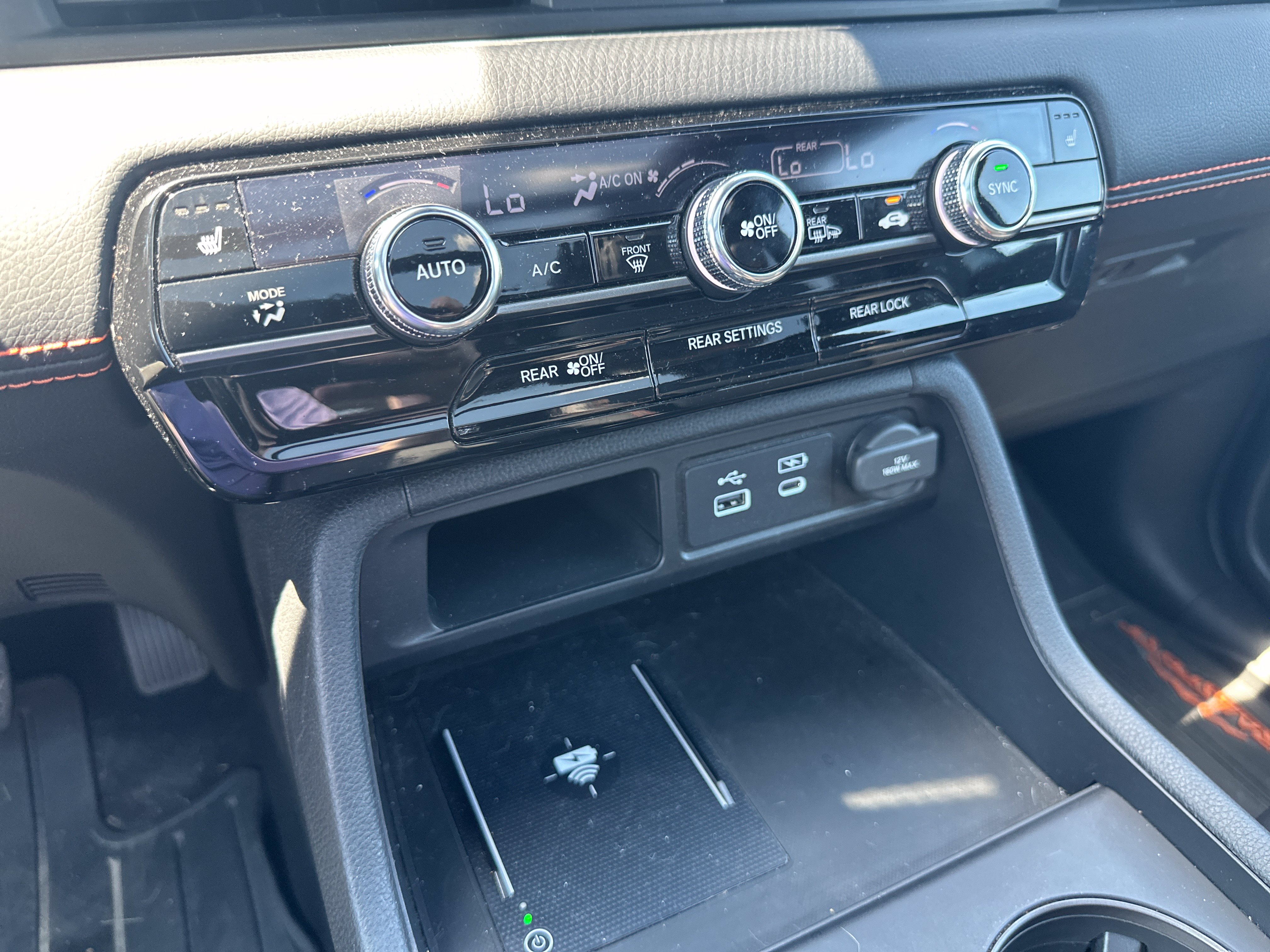 Certified 2024 Honda Pilot TrailSport image 29