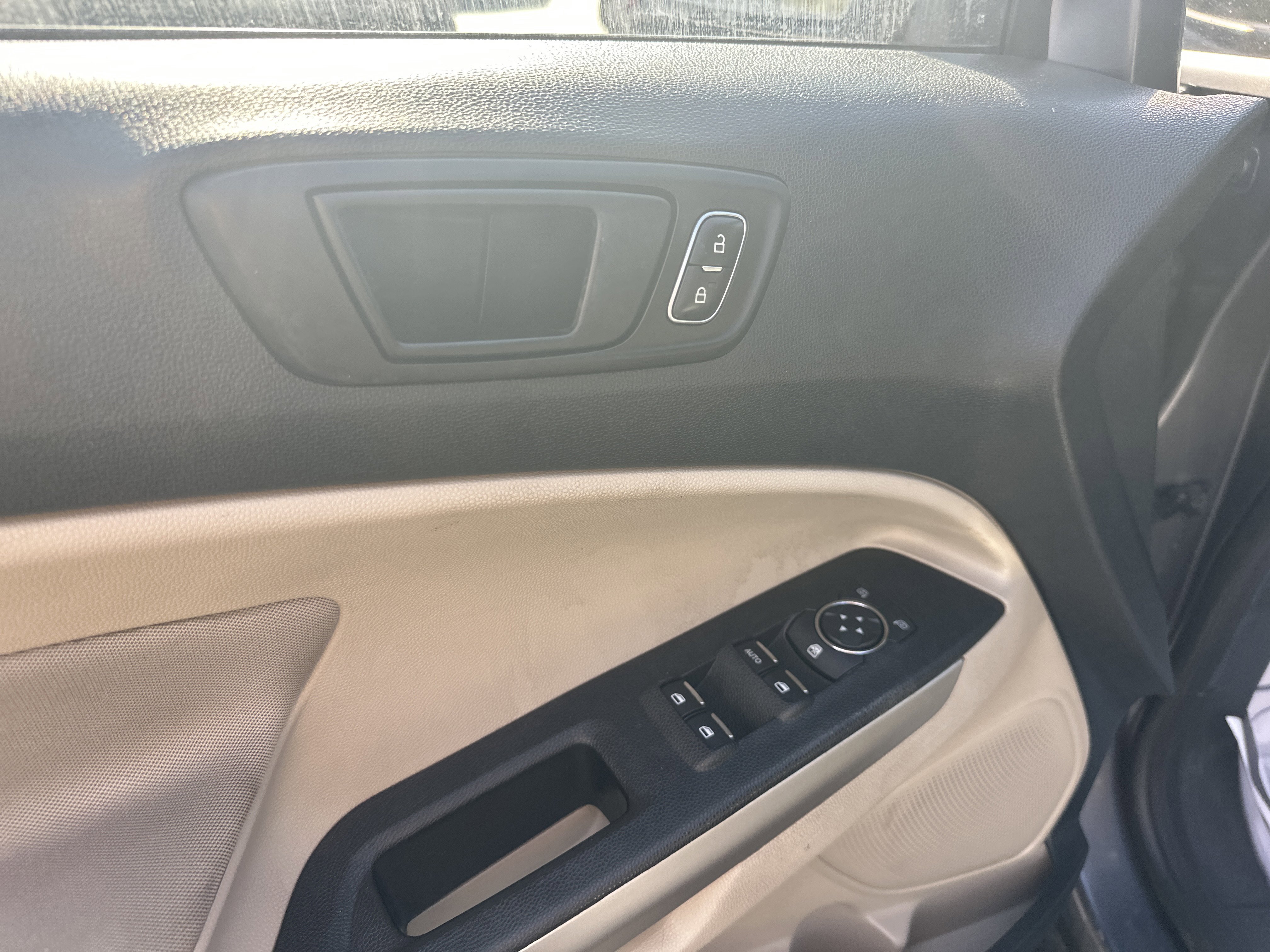 Used 2022 Ford EcoSport S AWD/4WD image 10