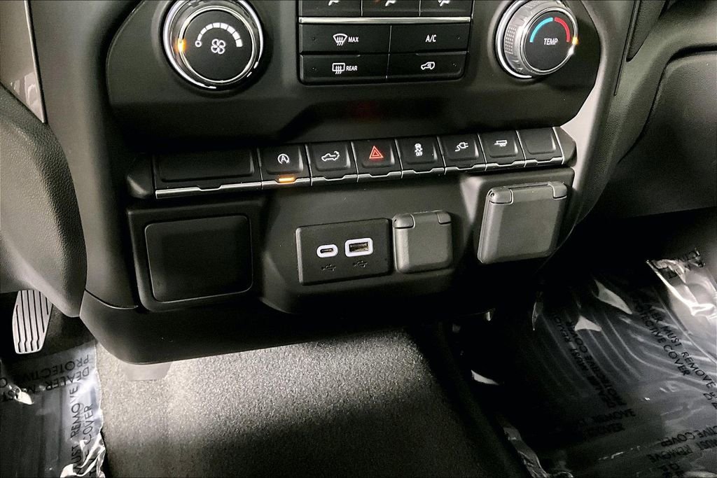Used 2021 Chevrolet Silverado 1500 Custom image 32