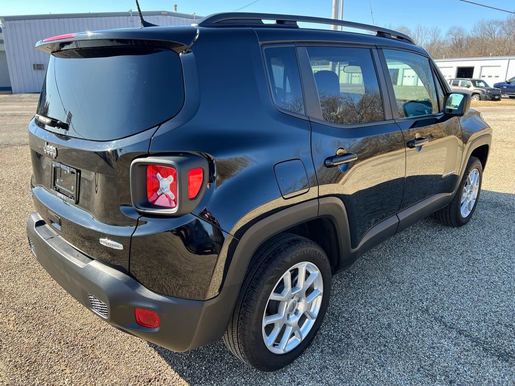 Used 2022 Jeep Renegade Latitude image 5