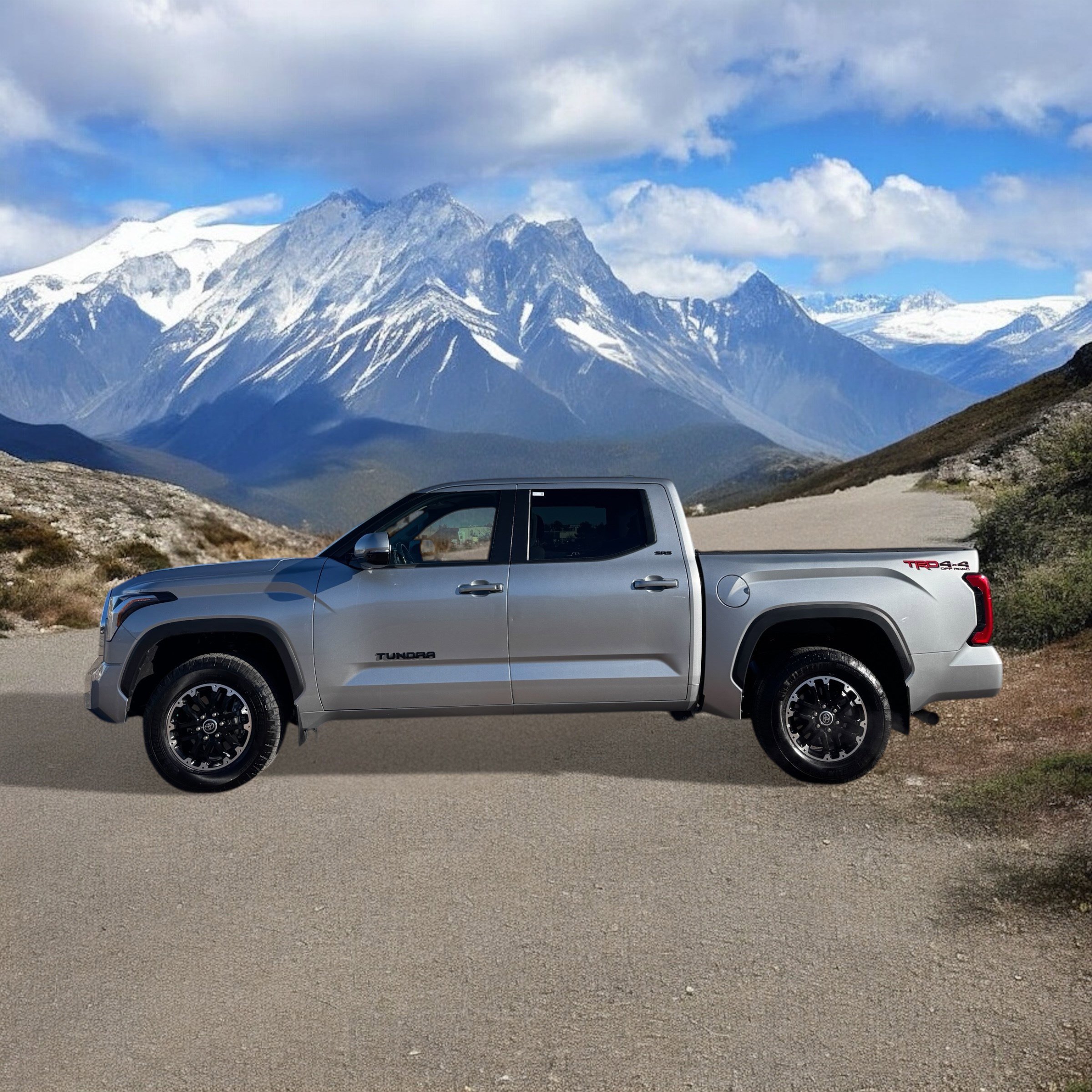 Used 2024 Toyota Tundra SR5 image 2