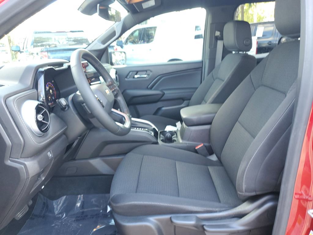 Used 2024 Chevrolet Colorado LT w/ LT Convenience Package image 12