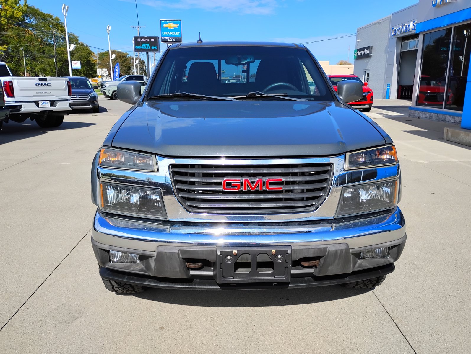 Used 2012 GMC Canyon SLE AWD/4WD image 2