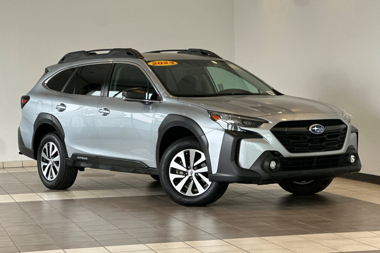 Used 2023 Subaru Outback AWD/4WD image 2