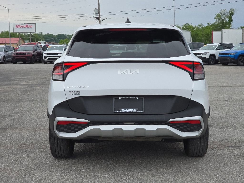 Used 2024 Kia Sportage EX FWD image 6