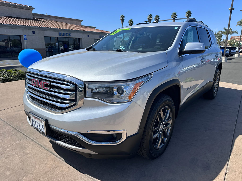 Used 2017 GMC Acadia SLT image 1