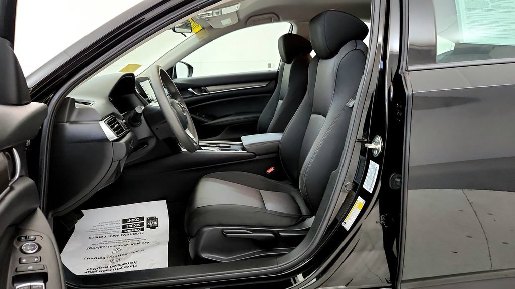 Used 2020 Honda Accord LX image 24