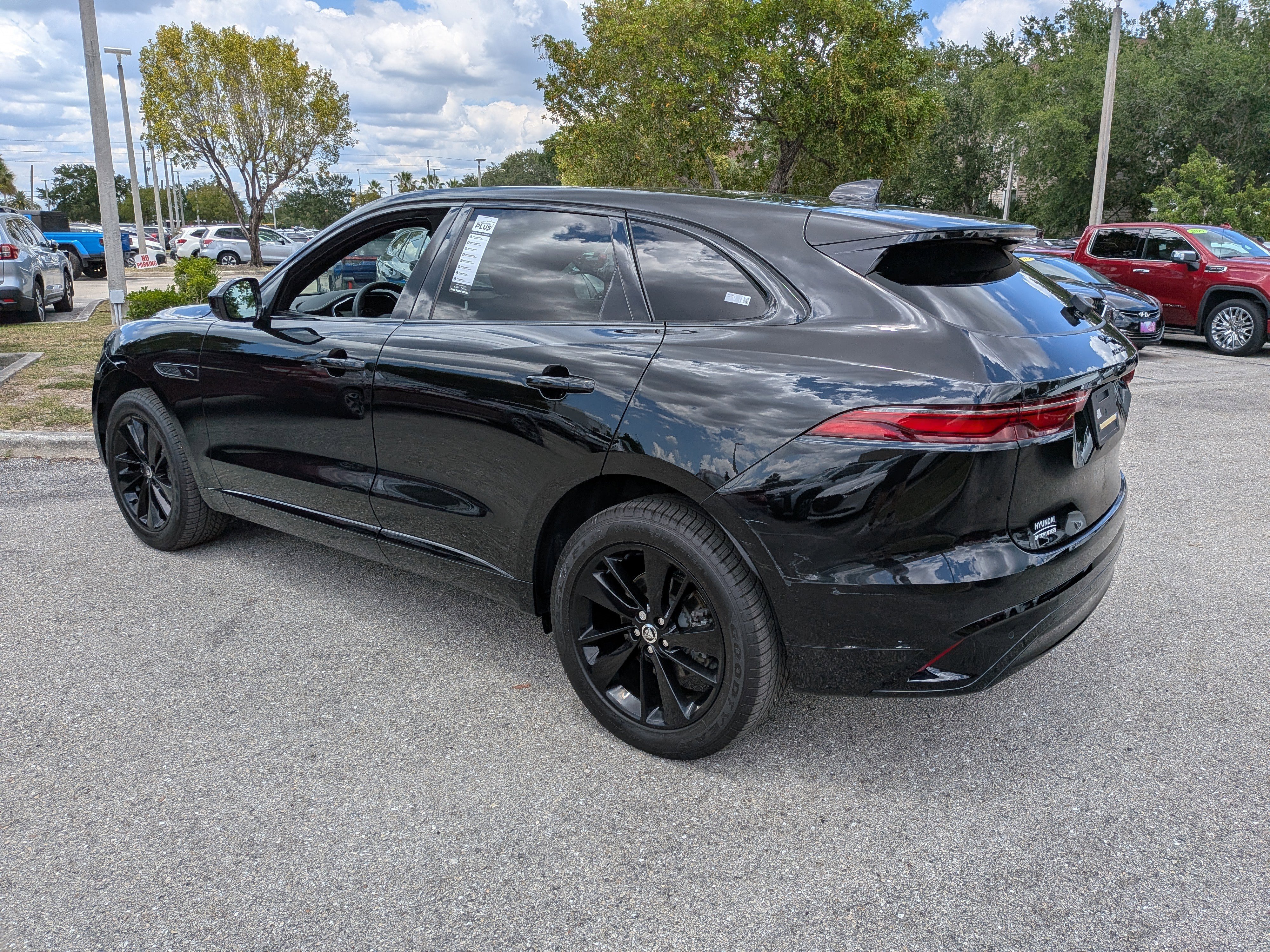 Used 2024 Jaguar F-PACE R-Dynamic S AWD/4WD image 6