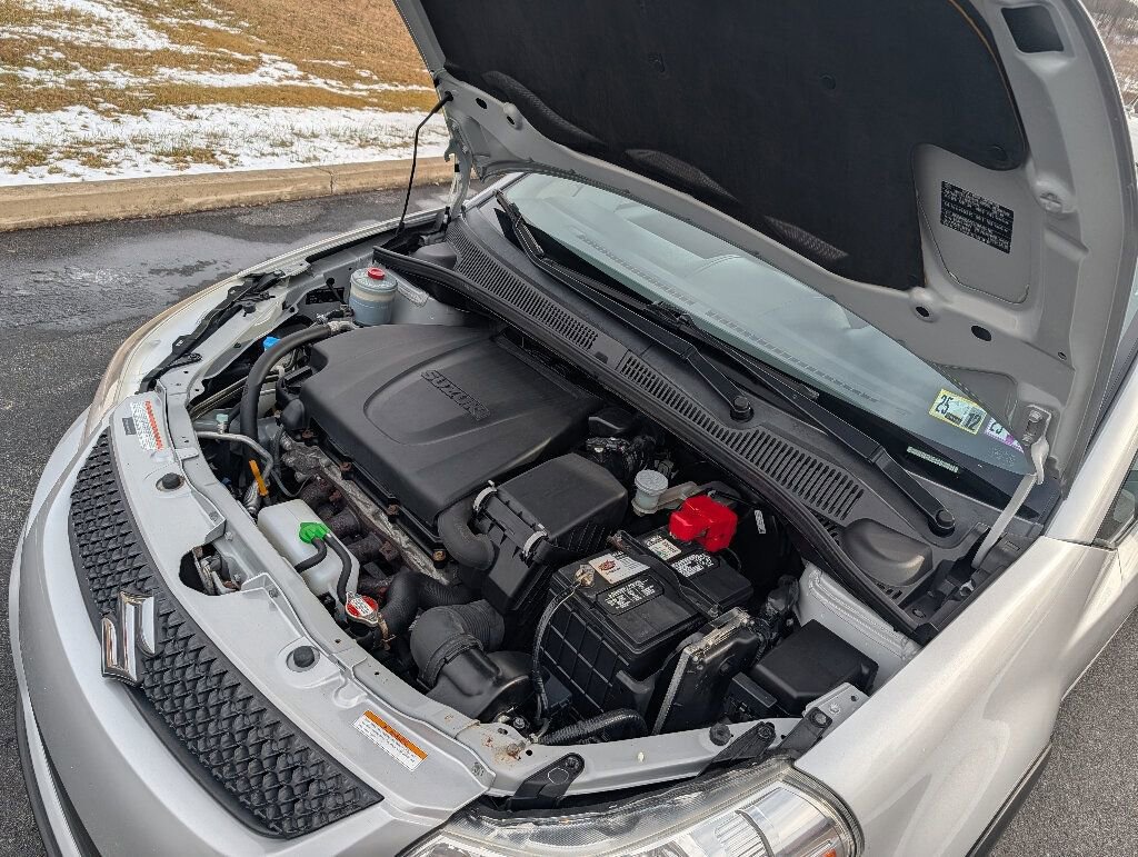 Used 2011 Suzuki SX4 AWD Hatchback image 31