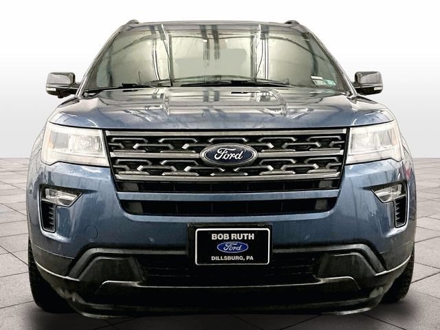 Used 2018 Ford Explorer XLT w/ Equipment Group 202A AWD/4WD image 4