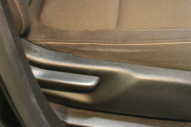 Used 2019 Chevrolet Traverse LT image 12