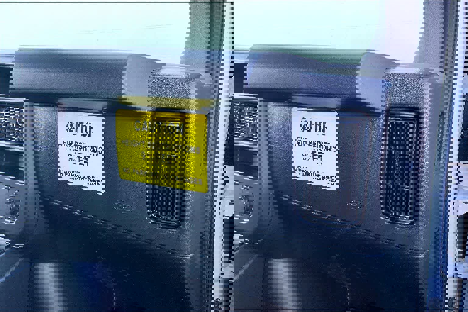 Used 2020 Chevrolet Express 3500 LT w/ LT Preferred Equipment Group image 24