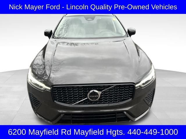 Used 2025 Volvo XC60 T8 Plus w/ Climate Package image 2
