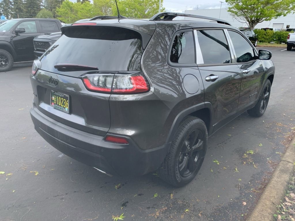 Used 2019 Jeep Cherokee Latitude Plus image 4