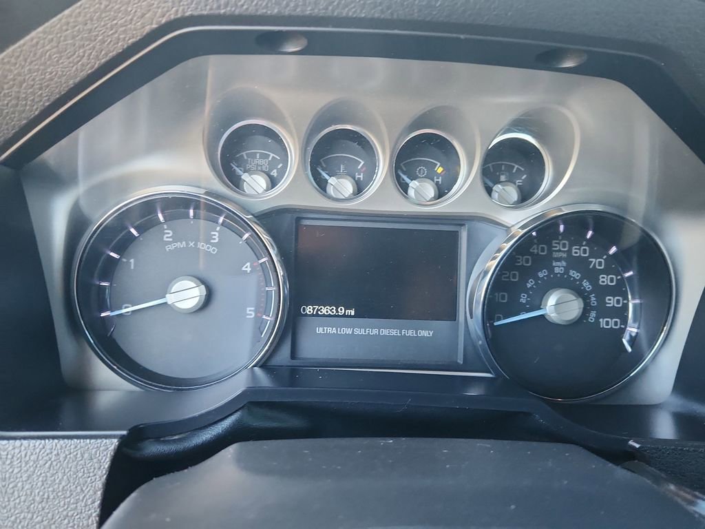 Used 2014 Ford F250 Lariat w/ Lariat Interior Package image 21