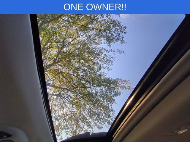 Used 2025 Subaru Outback Limited AWD/4WD image 18