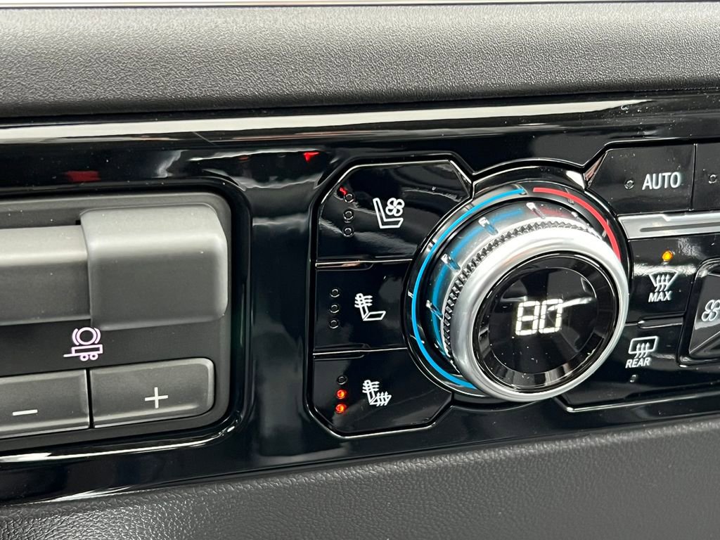 New 2026 GMC Sierra 1500 SLT w/ SLT Premium Plus Package image 32