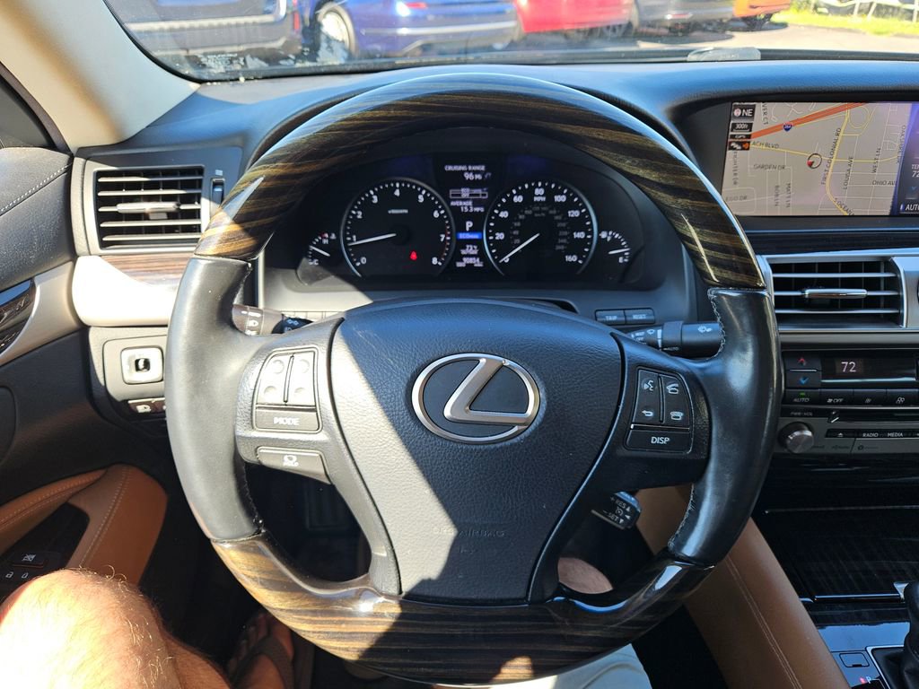 Used 2017 Lexus LS 460 AWD w/ Comfort Package image 10