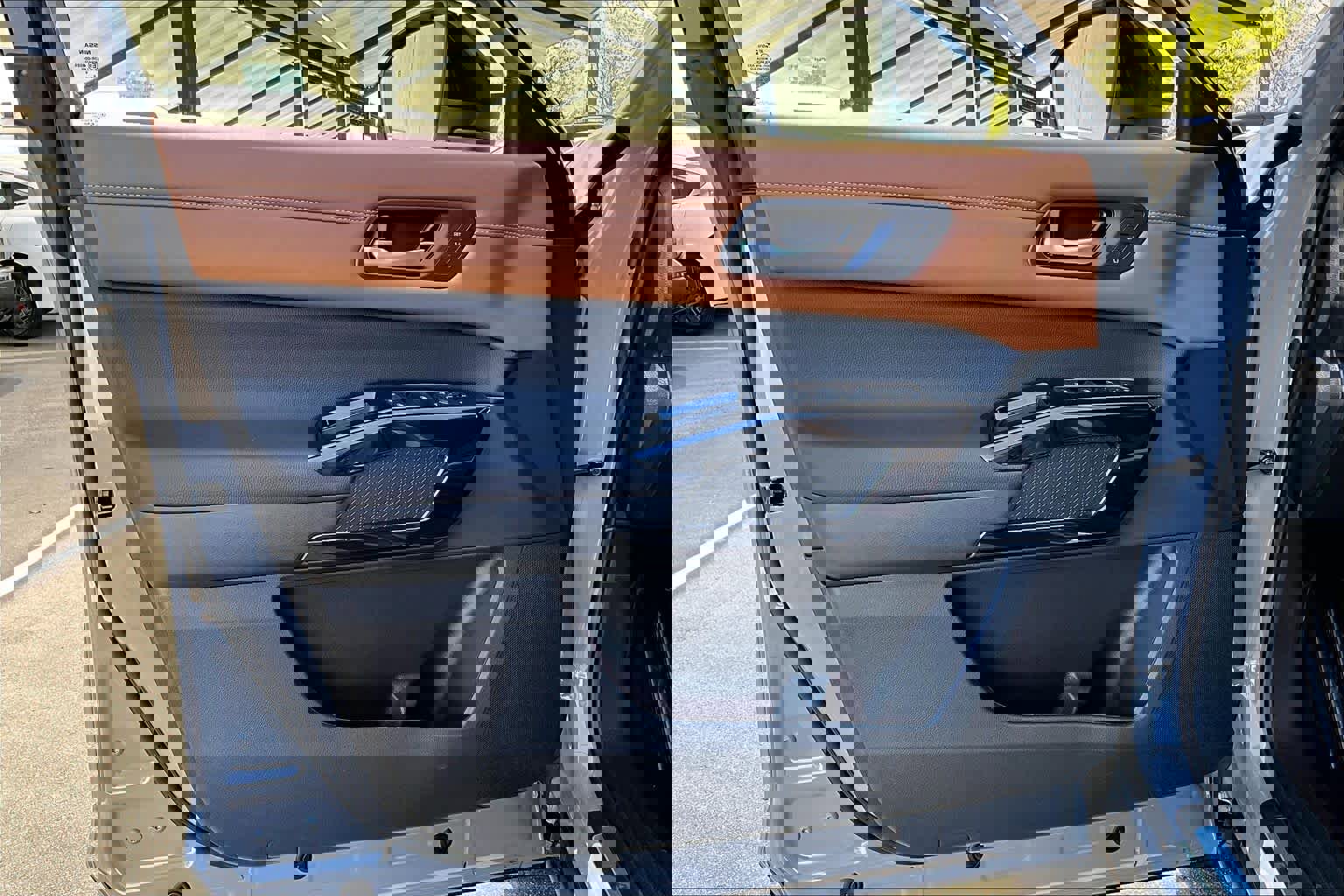 New 2026 Nissan Pathfinder Platinum image 13