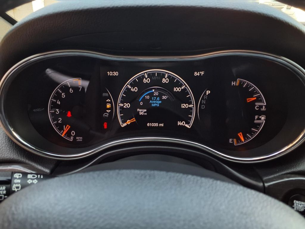 Used 2018 Jeep Grand Cherokee Altitude RWD image 14