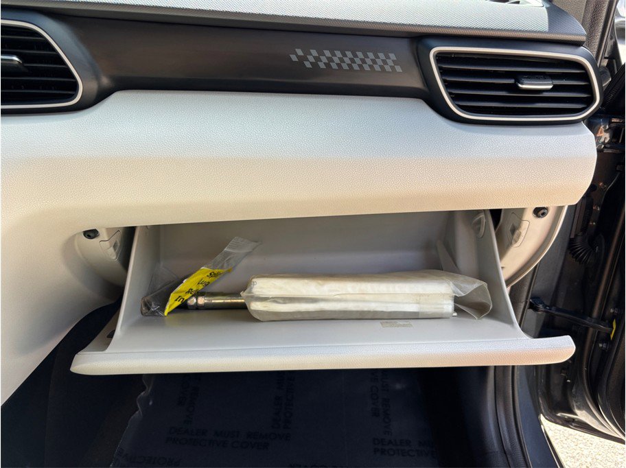 Used 2019 Hyundai Veloster Turbo Ultimate FWD image 39