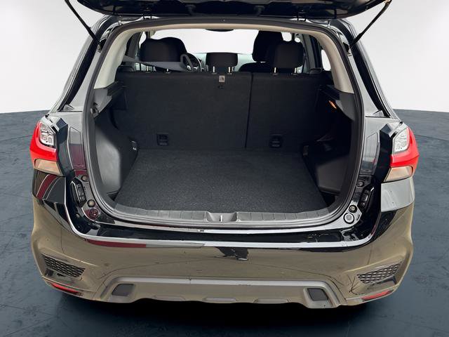 Used 2025 Mitsubishi Outlander Sport ES image 8