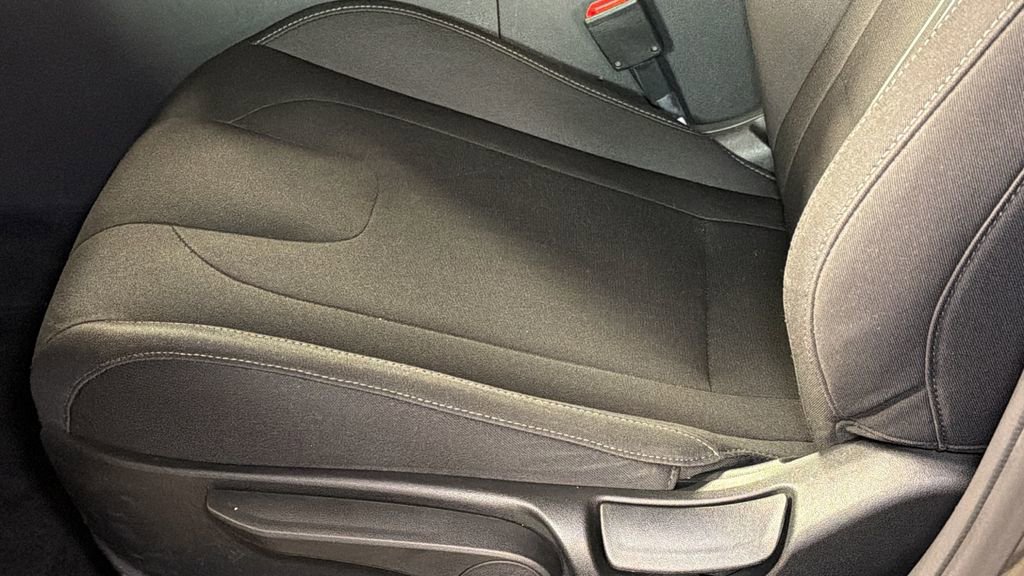 Used 2021 Hyundai Elantra SEL w/ Convenience Package image 24