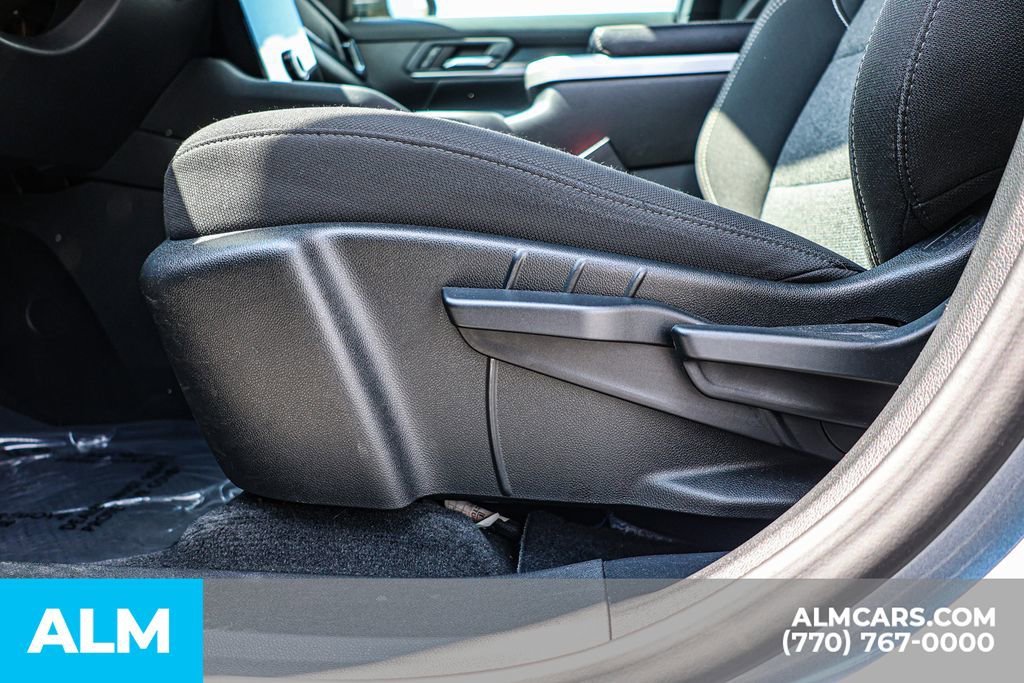 Used 2025 GMC Terrain Elevation image 24