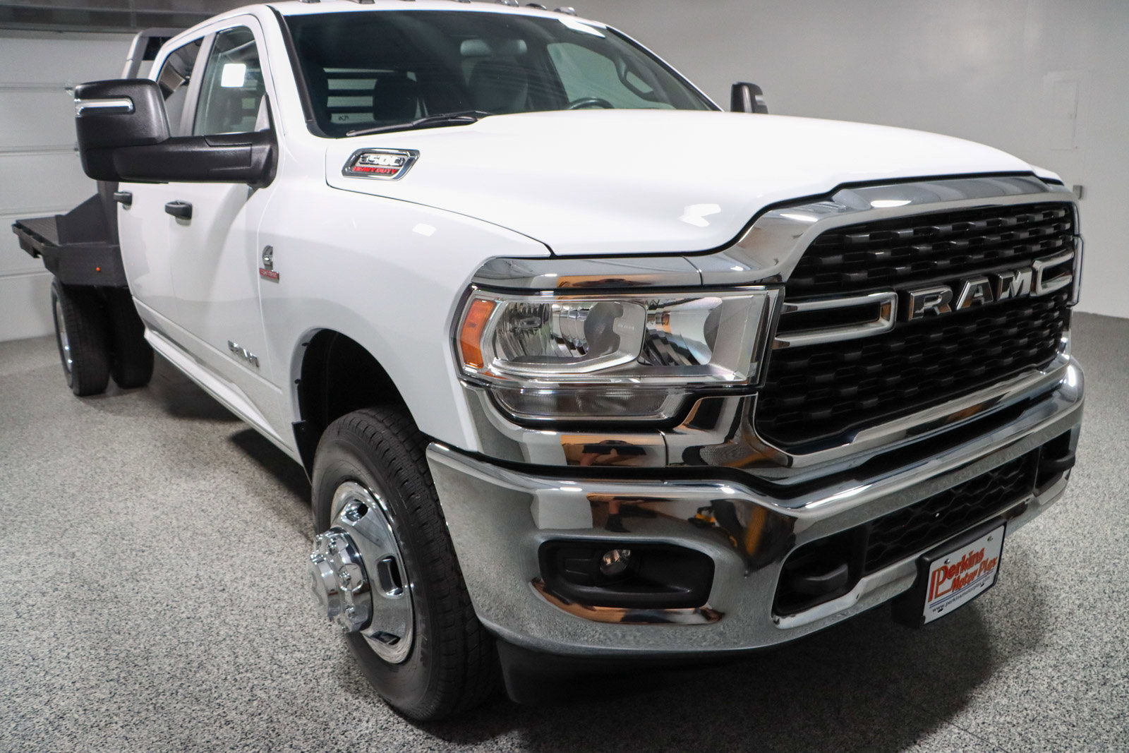 Used 2023 RAM 3500 SLT w/ Quick Order Package 2YG SLT image 5