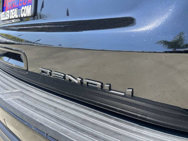 Used 2023 GMC Yukon XL Denali w/ Denali Reserve Package AWD/4WD image 34
