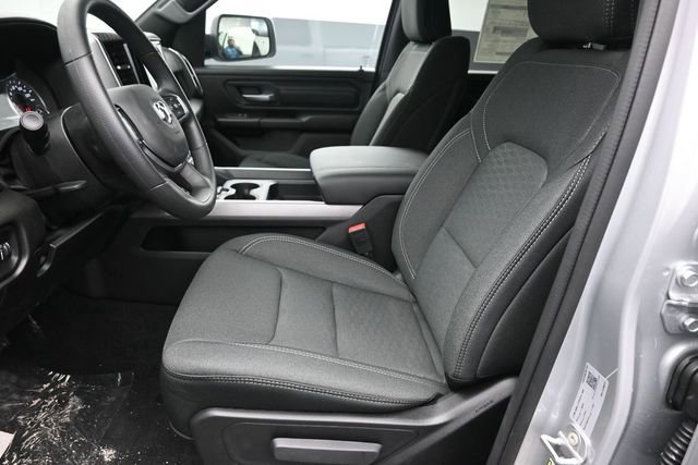 New 2026 RAM 1500 Express AWD/4WD image 20