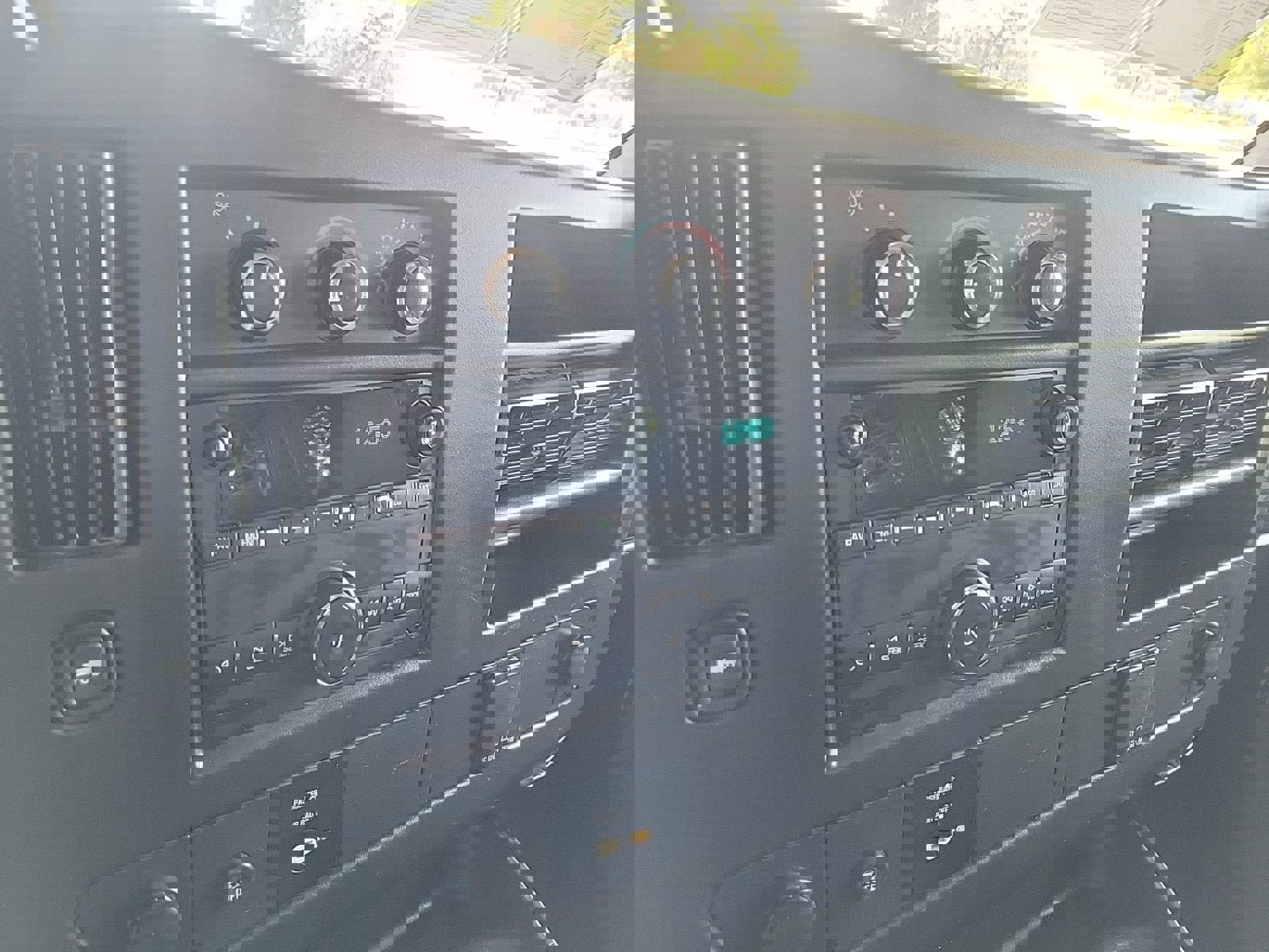 Used 2016 GMC Savana 2500 image 29