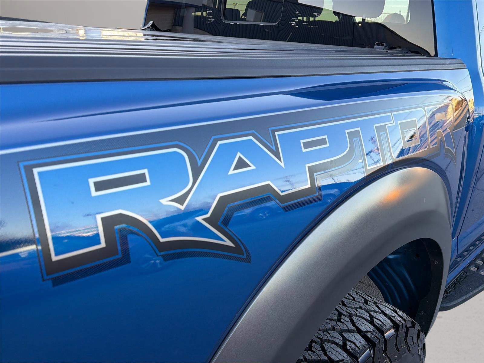 Used 2017 Ford F150 Raptor w/ Equipment Group 802A Luxury image 17