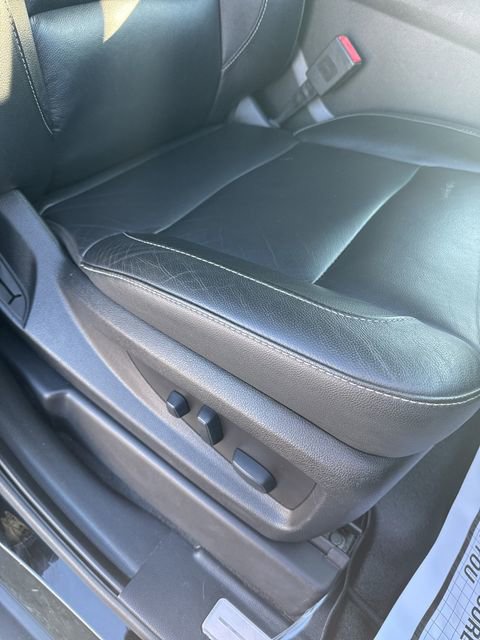 Used 2019 Chevrolet Suburban LT image 21