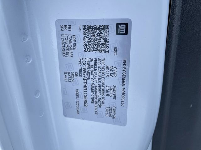 Used 2024 Chevrolet Express 2500 w/ Driver Convenience Package image 29