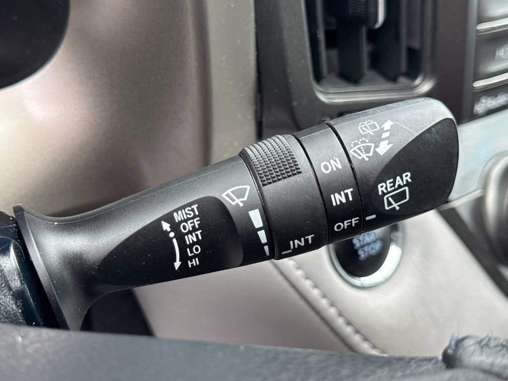Used 2015 Toyota RAV4 Limited w/ Technology Package AWD/4WD image 37